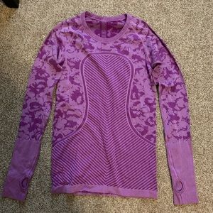 LULULEMON swiftly tell long sleeve size 4